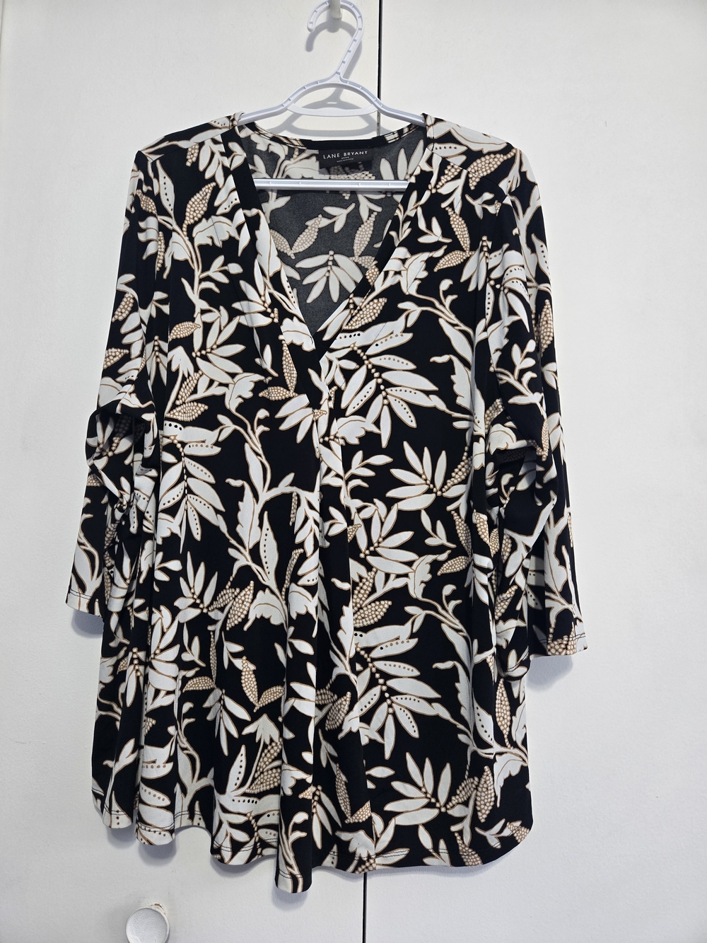 Lane Bryant Floral V-Neck Swing Tunic Top 3/4 Sleeve Plus‎ Size 22/24